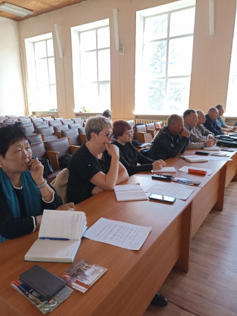 Главы сельских поселений Красночикойского района обсудили актуальные проблемы и вопросы на очередной планерке глав, которая прошла в минувшую пятницу в районной администрации