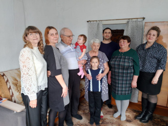 Бриллиантовый юбилей   отметила семья Скляровых из Красного Чикоя